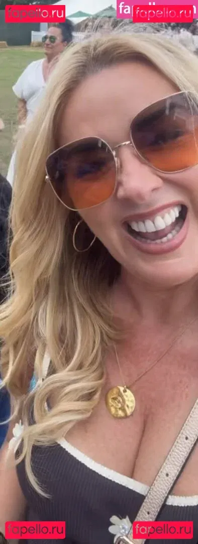 Claire Sweeney Onlyfans Photo Gallery 