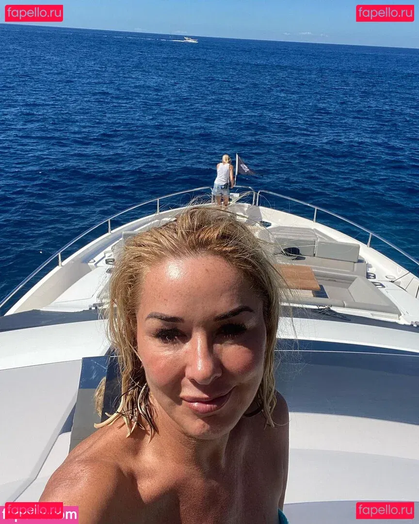 Claire Sweeney Onlyfans Photo Gallery 