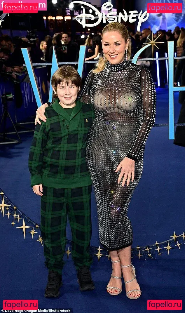 Claire Sweeney Onlyfans Photo Gallery 