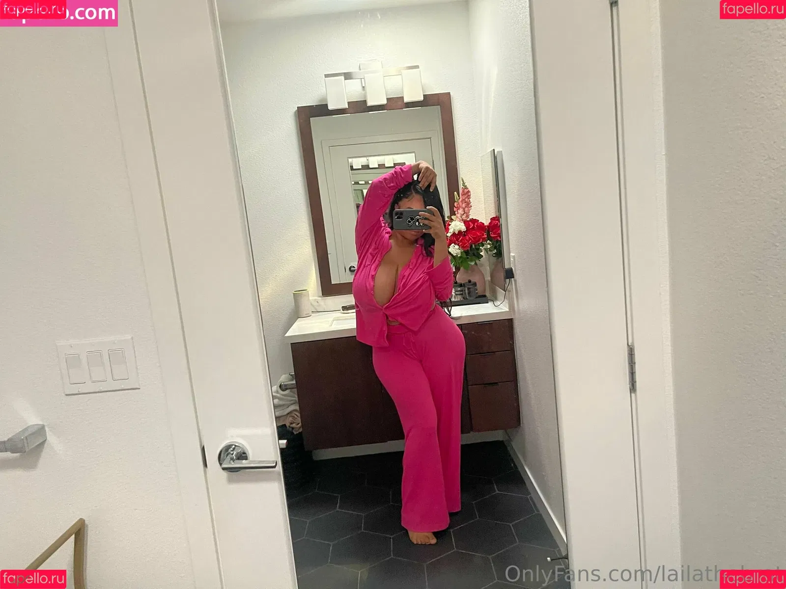 lailathebrat Onlyfans Photo Gallery 