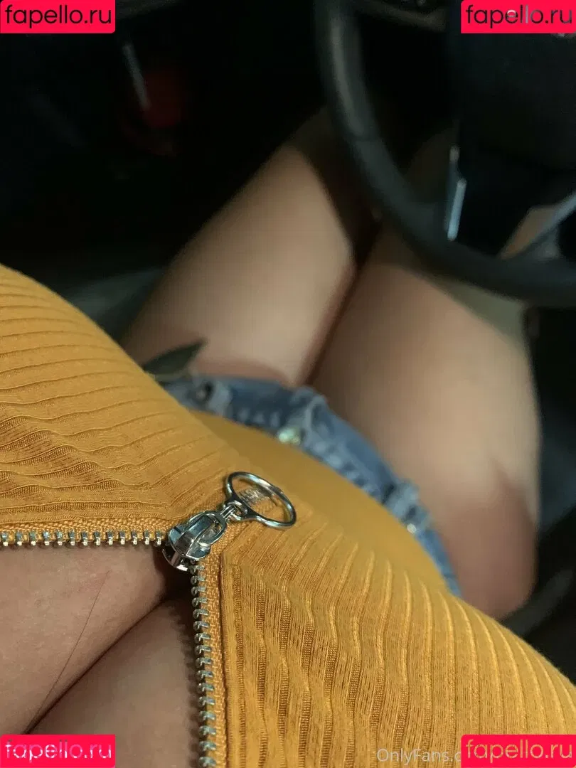 lailathebrat Onlyfans Photo Gallery 