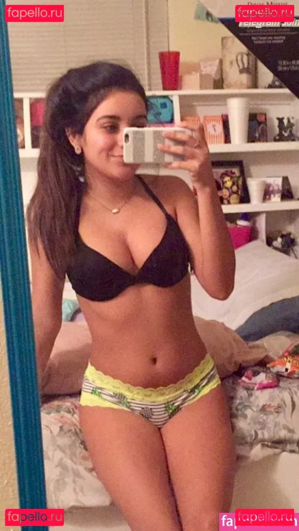 Mikaela Vega Onlyfans Photo Gallery 