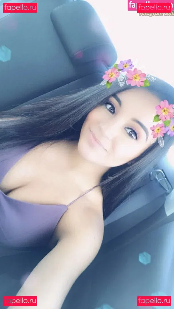 Mikaela Vega Onlyfans Photo Gallery 