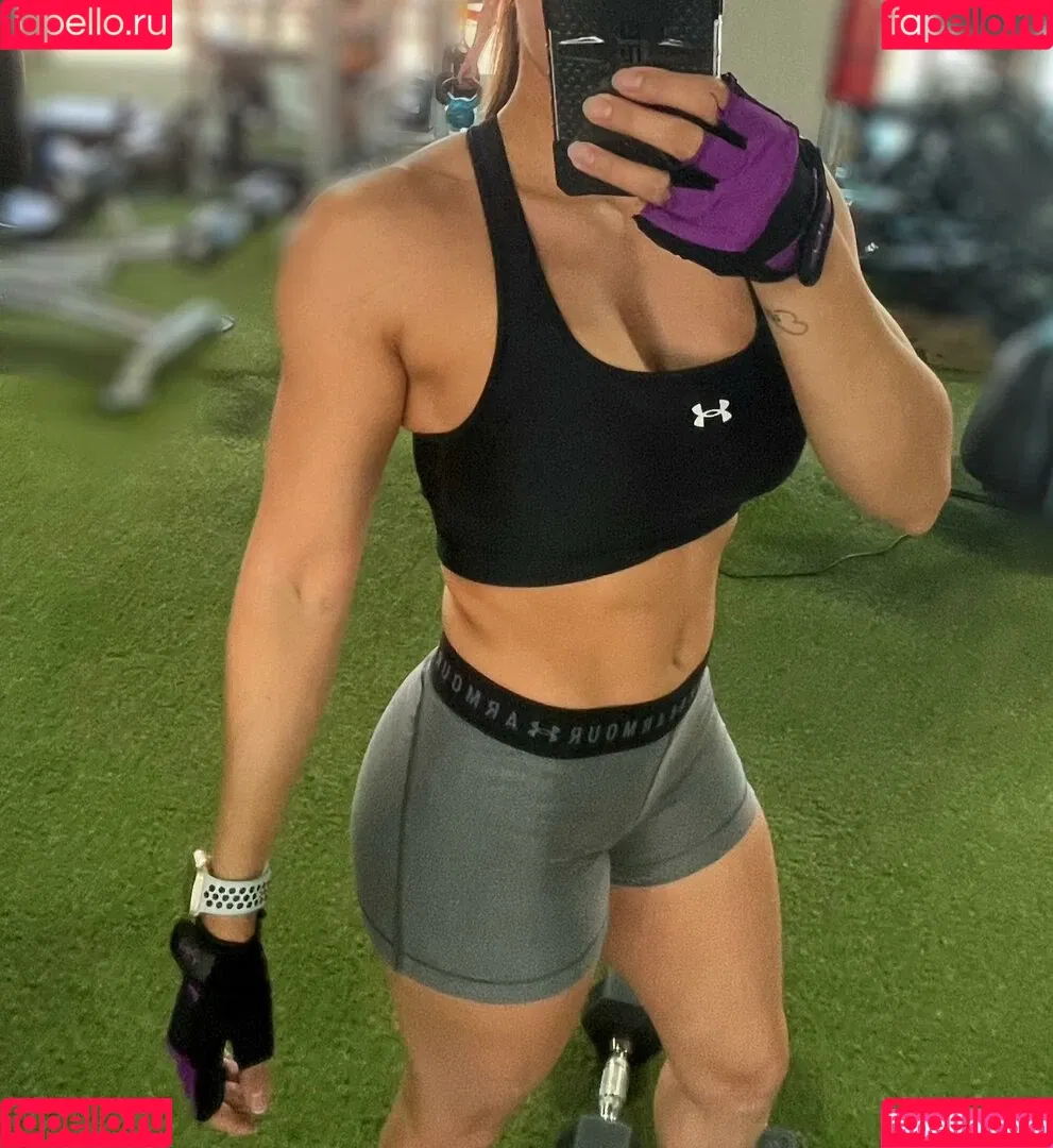 Sara Miller Onlyfans Photo Gallery 
