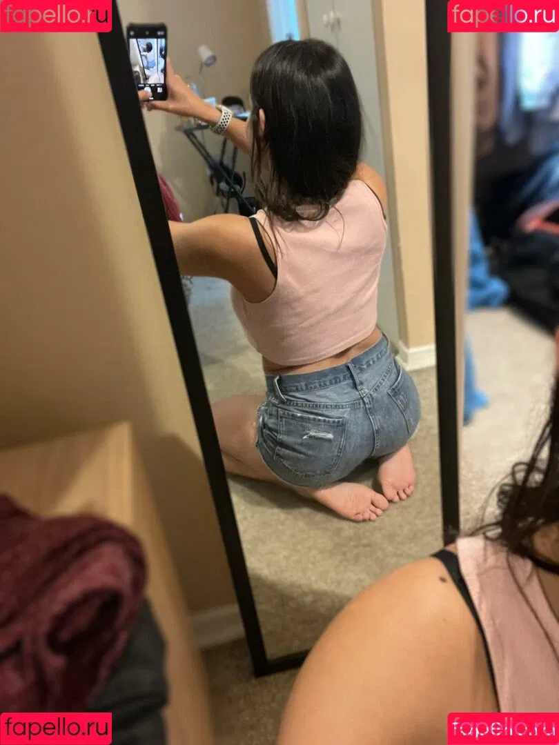 Sara Miller Onlyfans Photo Gallery 