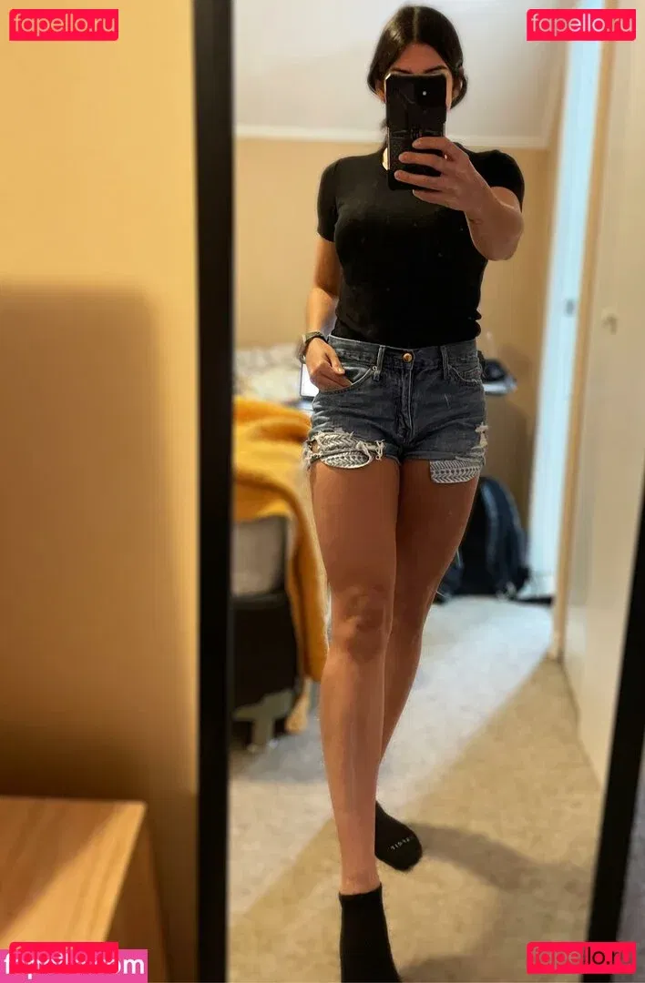 Sara Miller Onlyfans Photo Gallery 