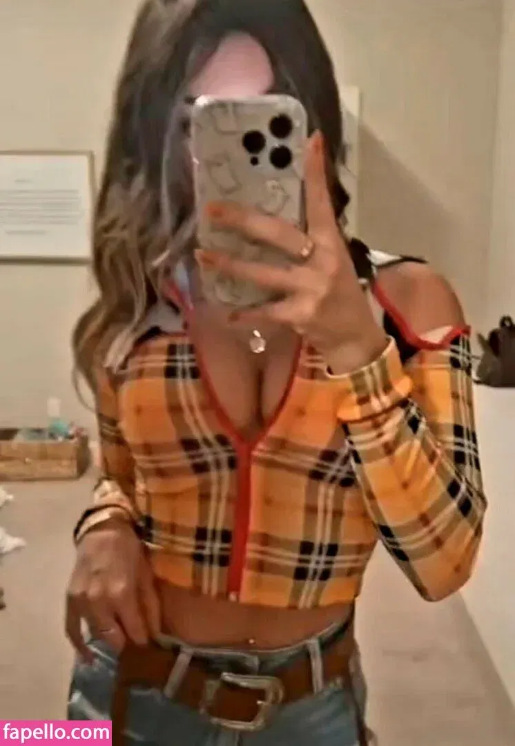 Steph Pappas Onlyfans Photo Gallery 