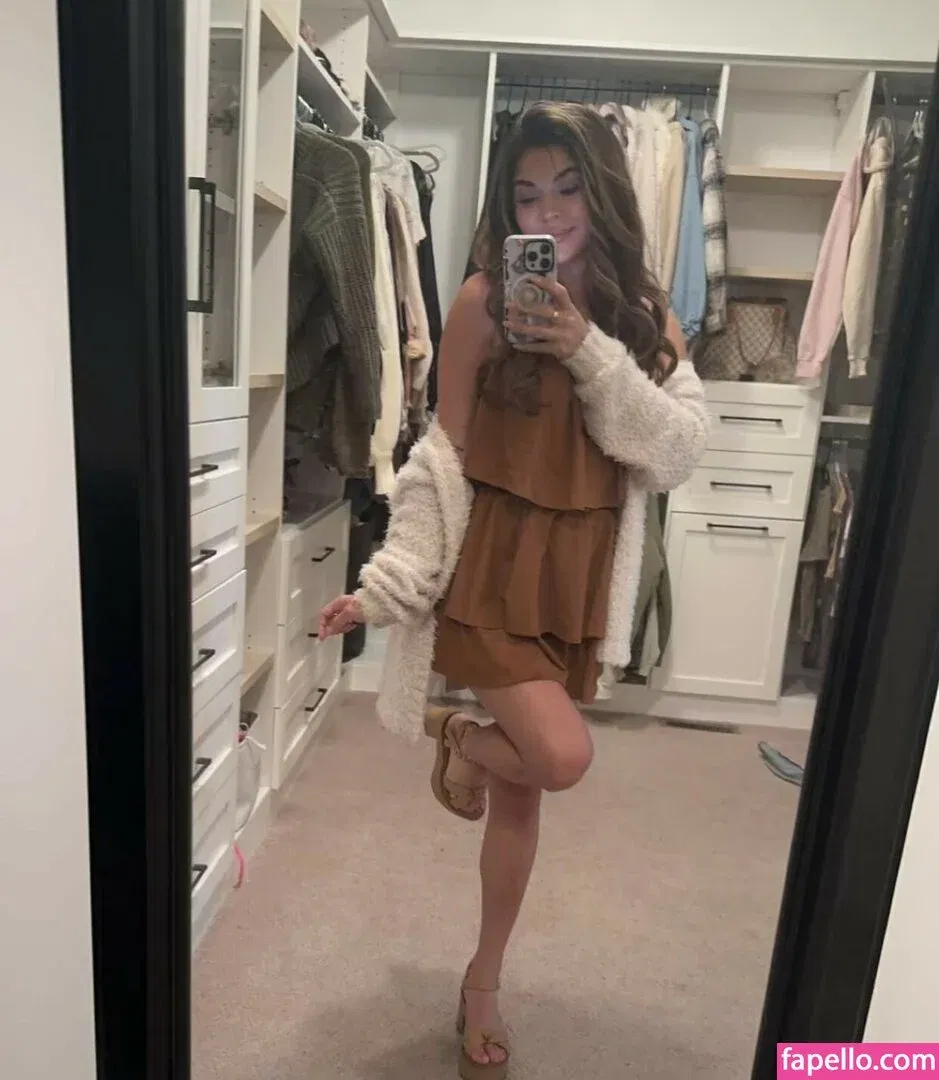 Steph Pappas Onlyfans Photo Gallery 