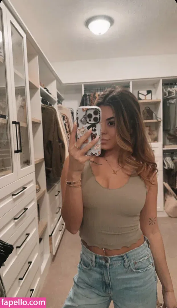 Steph Pappas Onlyfans Photo Gallery 