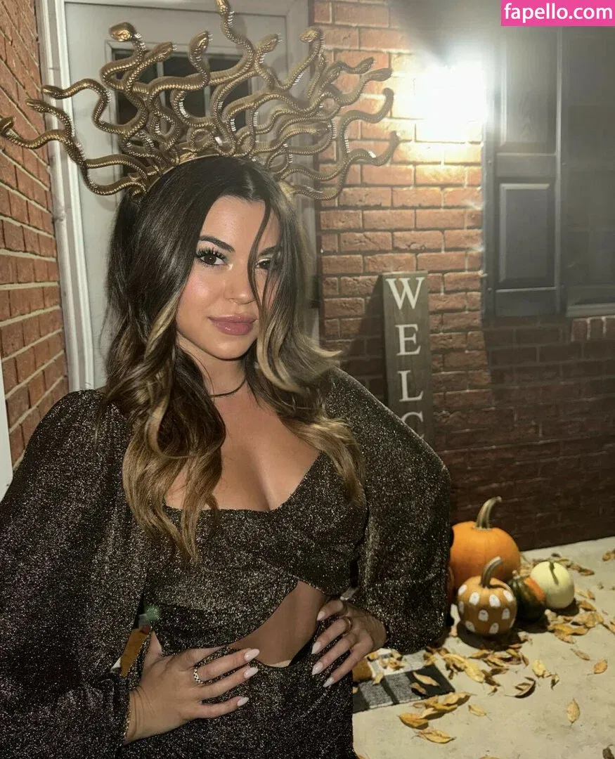 Steph Pappas Onlyfans Photo Gallery 