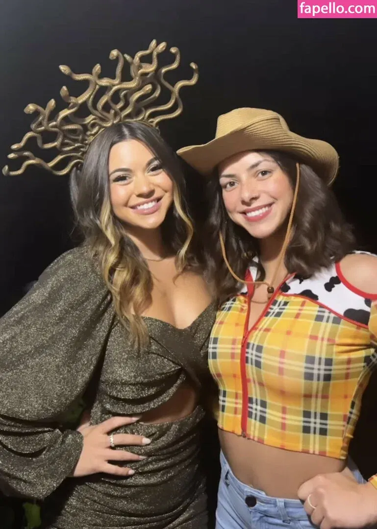 Steph Pappas Onlyfans Photo Gallery 