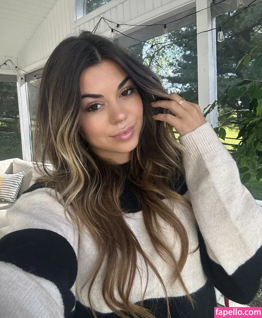 Steph Pappas Onlyfans Photo Gallery 