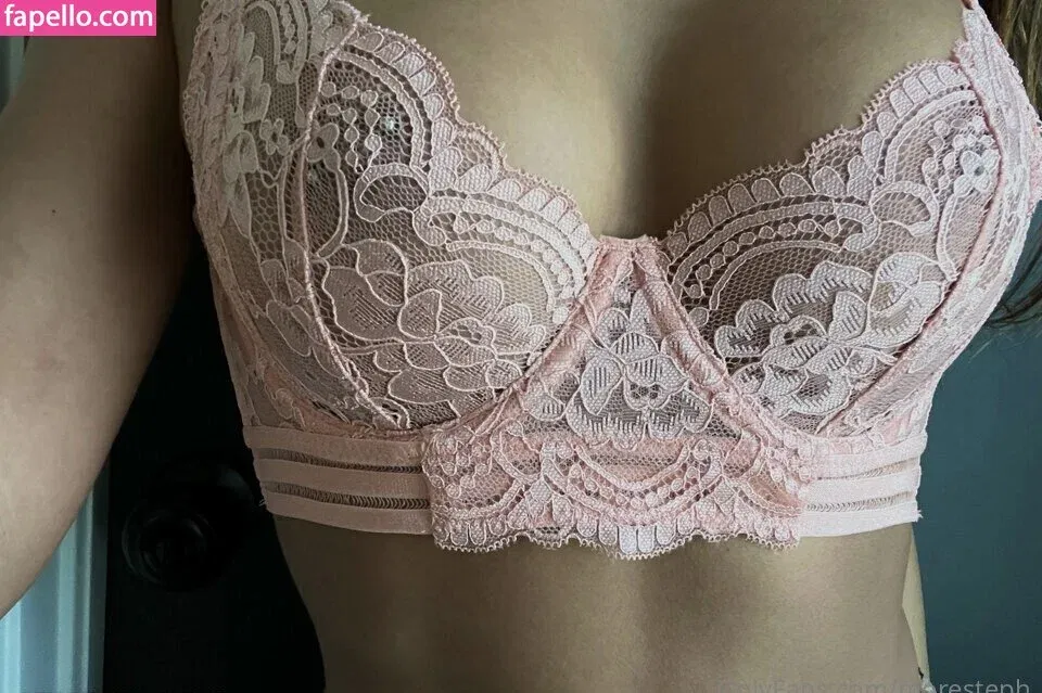 Steph Pappas Onlyfans Photo Gallery 