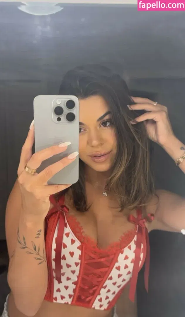 Steph Pappas Onlyfans Photo Gallery 