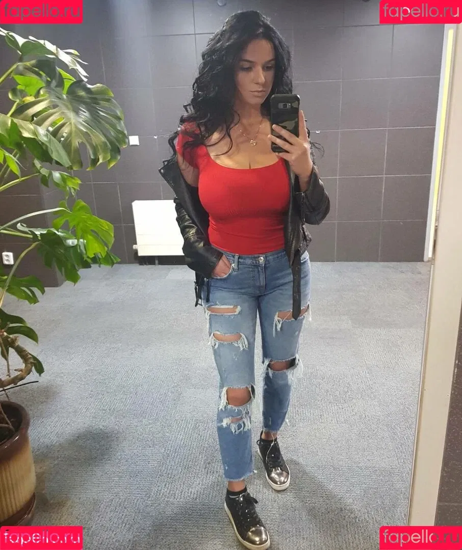 Danijela Cavara Onlyfans Photo Gallery 