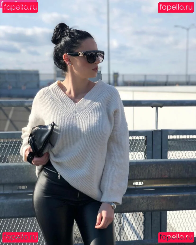 Danijela Cavara Onlyfans Photo Gallery 