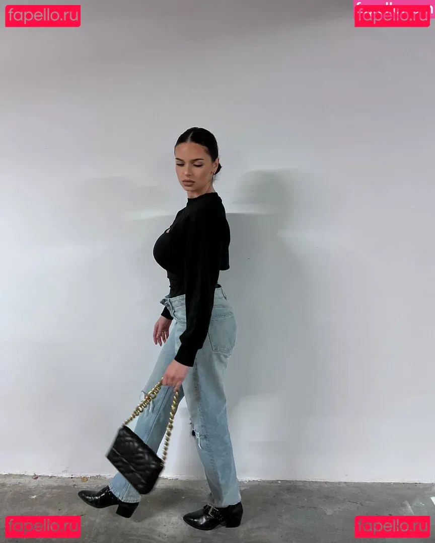 Danijela Cavara Onlyfans Photo Gallery 