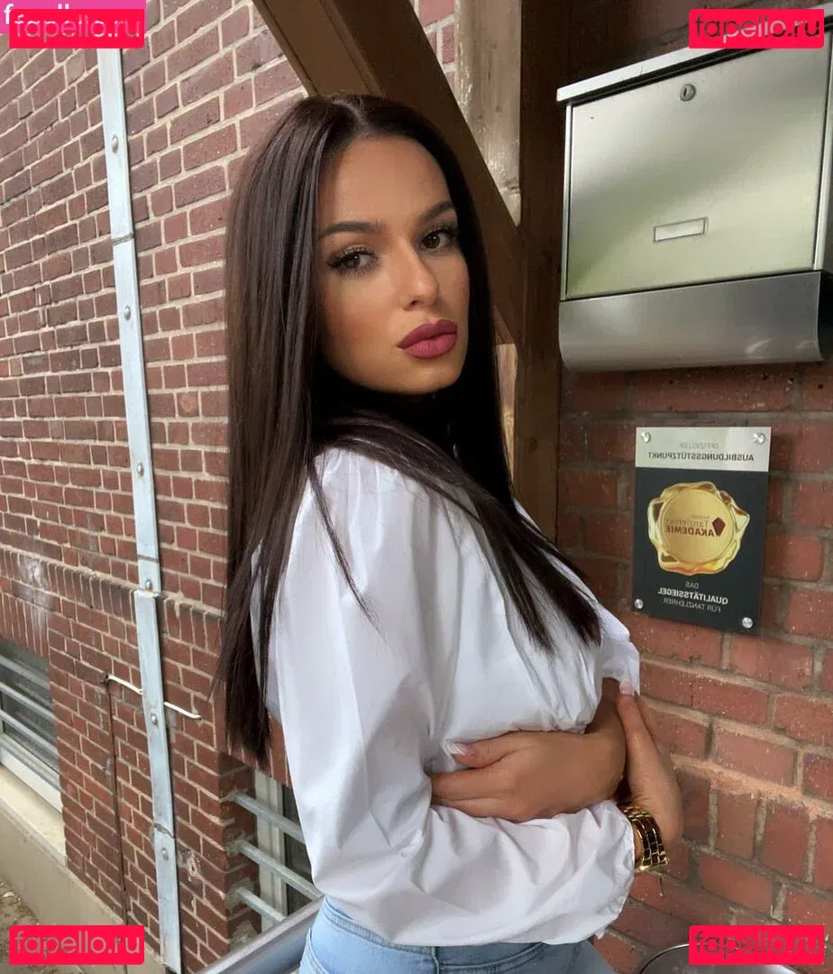 Danijela Cavara Onlyfans Photo Gallery 