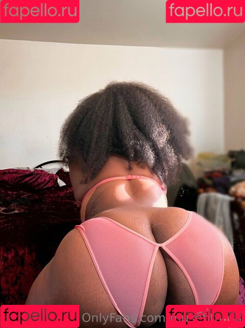 Elle_themuse Onlyfans Photo Gallery 