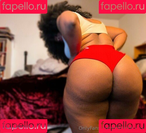 Elle_themuse Onlyfans Photo Gallery 