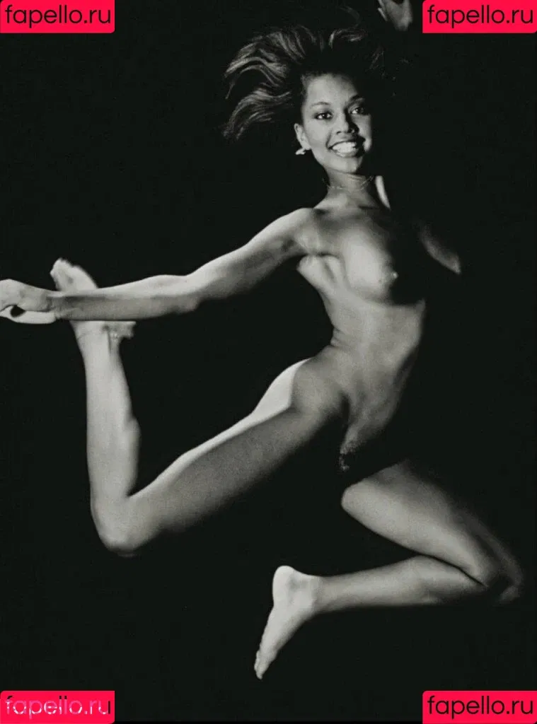 Vanessa L. Williams Onlyfans Photo Gallery 
