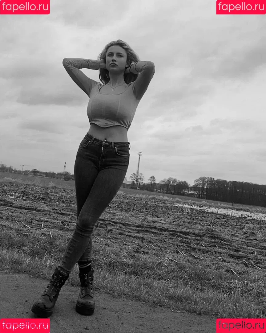 Celina Onlyfans Photo Gallery 