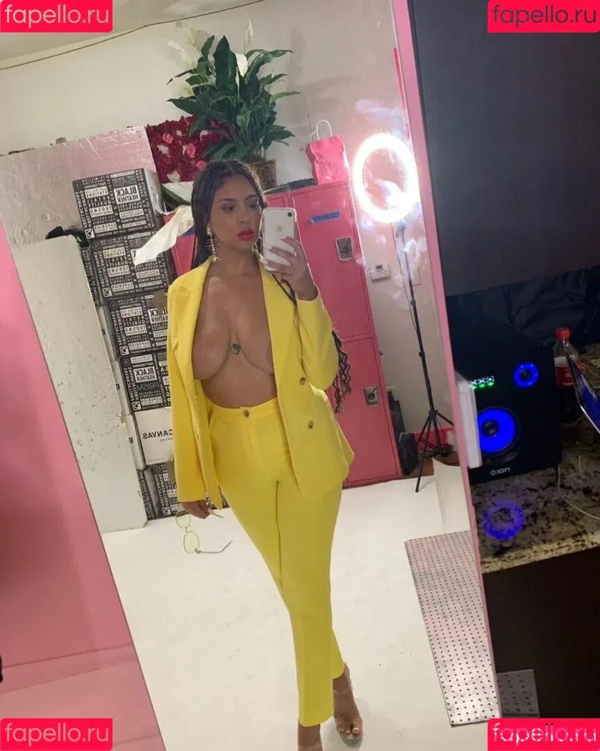 Annamariesarai Onlyfans Photo Gallery 