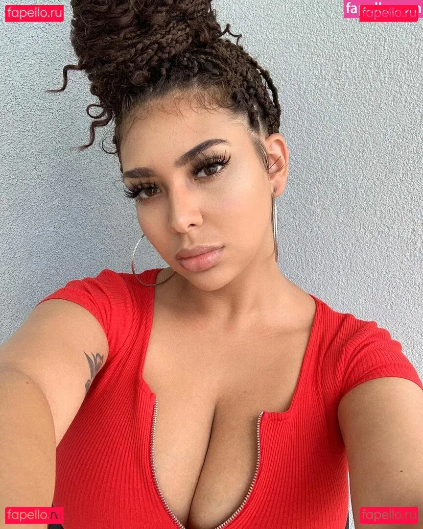 Annamariesarai Onlyfans Photo Gallery 