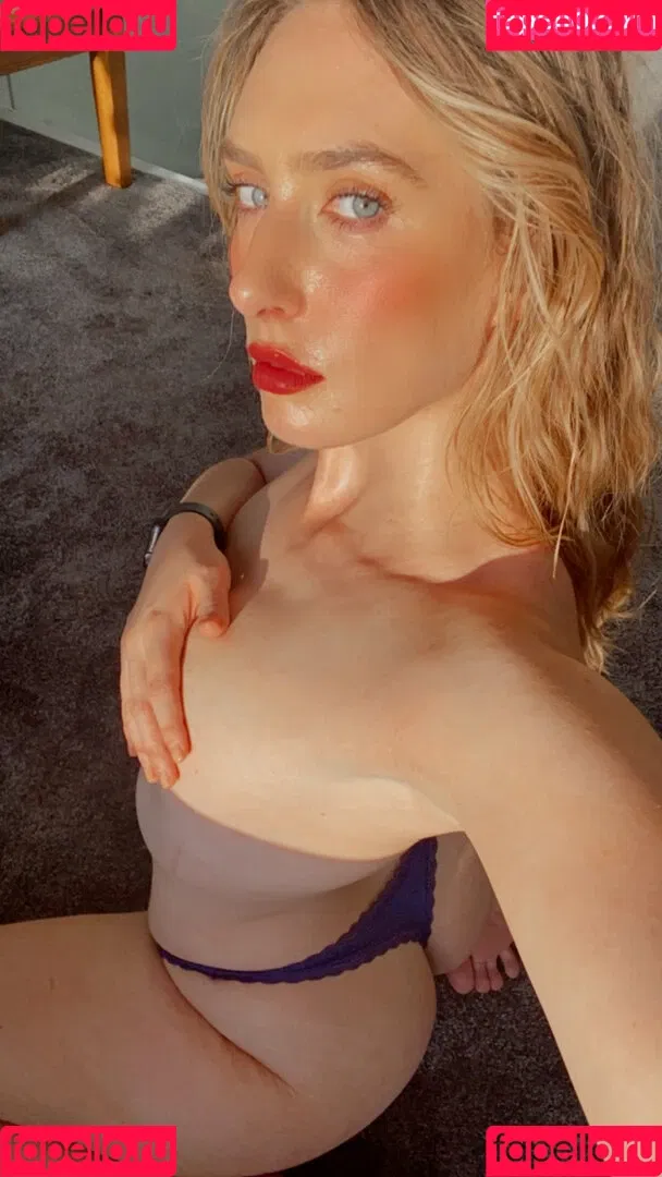 Elle T Onlyfans Photo Gallery 