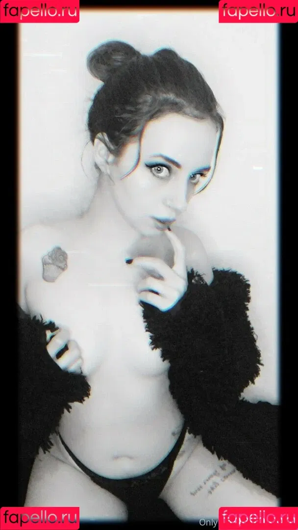 ara.bella Onlyfans Photo Gallery 