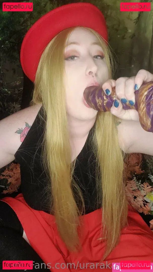 urarakaochako Onlyfans Photo Gallery 