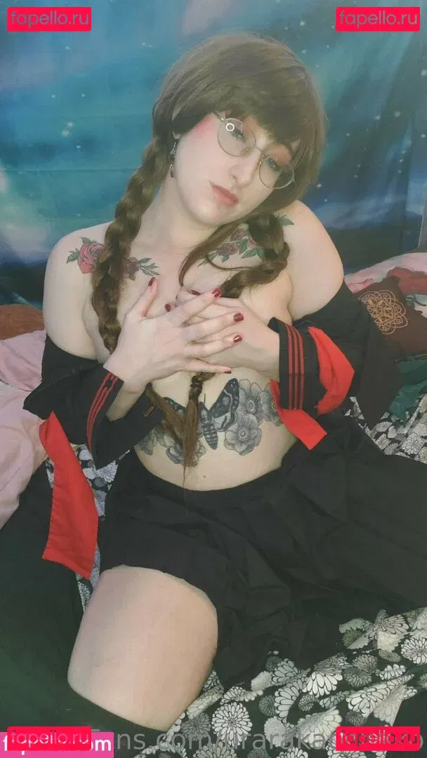 urarakaochako Onlyfans Photo Gallery 