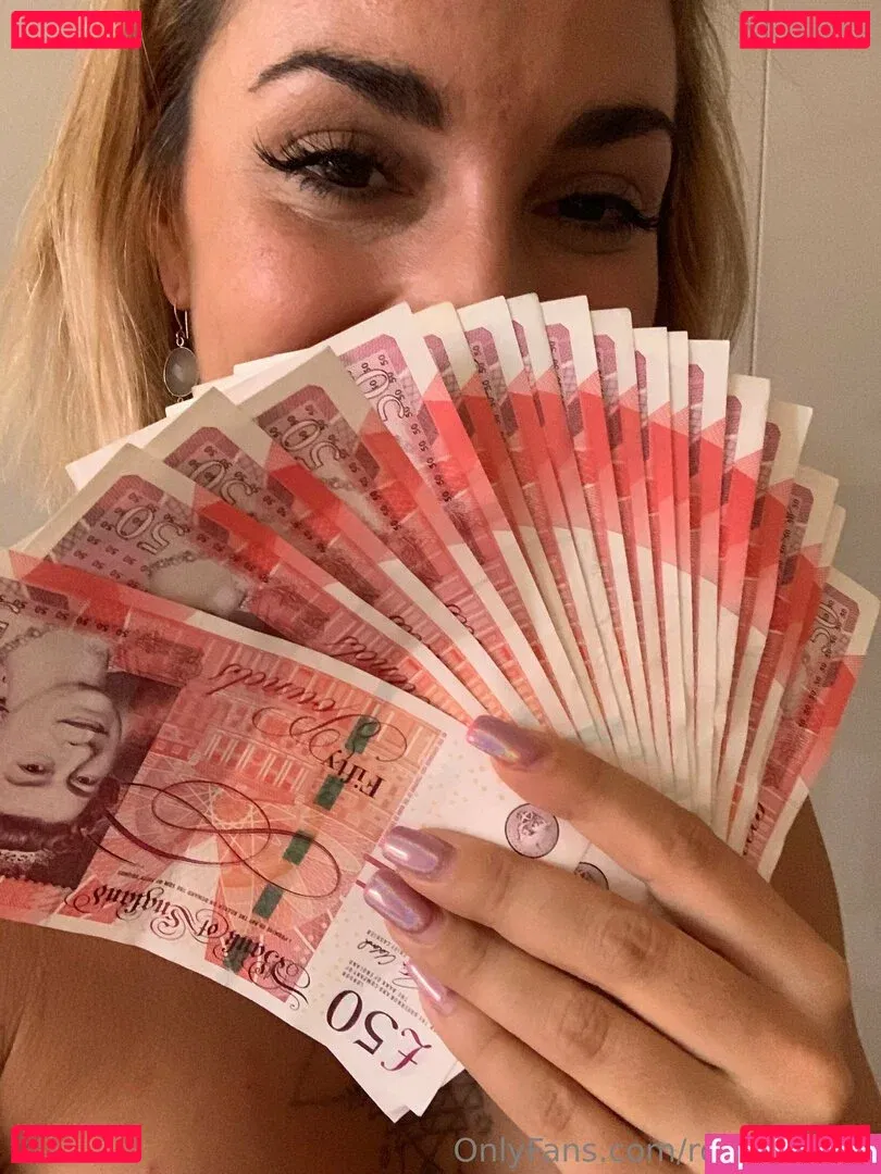 roxysdream Onlyfans Photo Gallery 