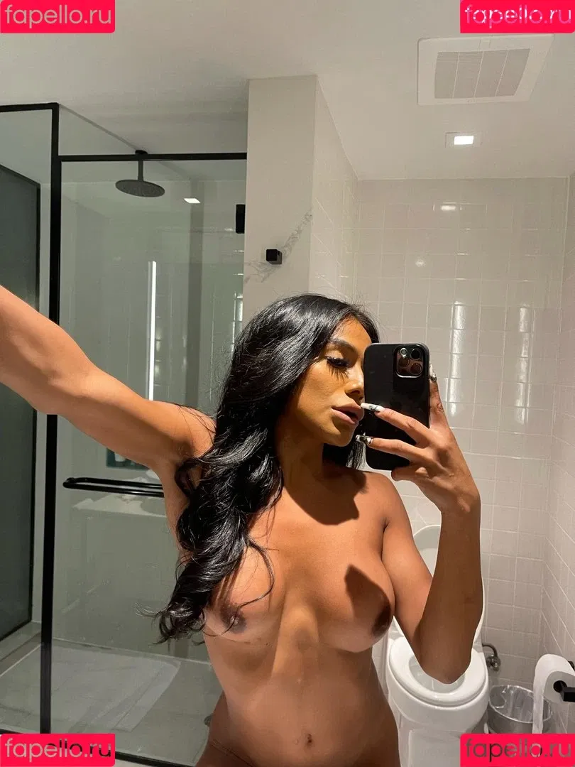Supreme North Onlyfans Photo Gallery 