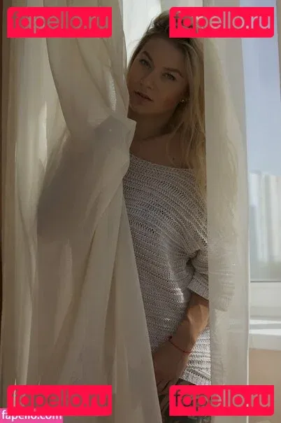 Polina Logunova Onlyfans Photo Gallery 