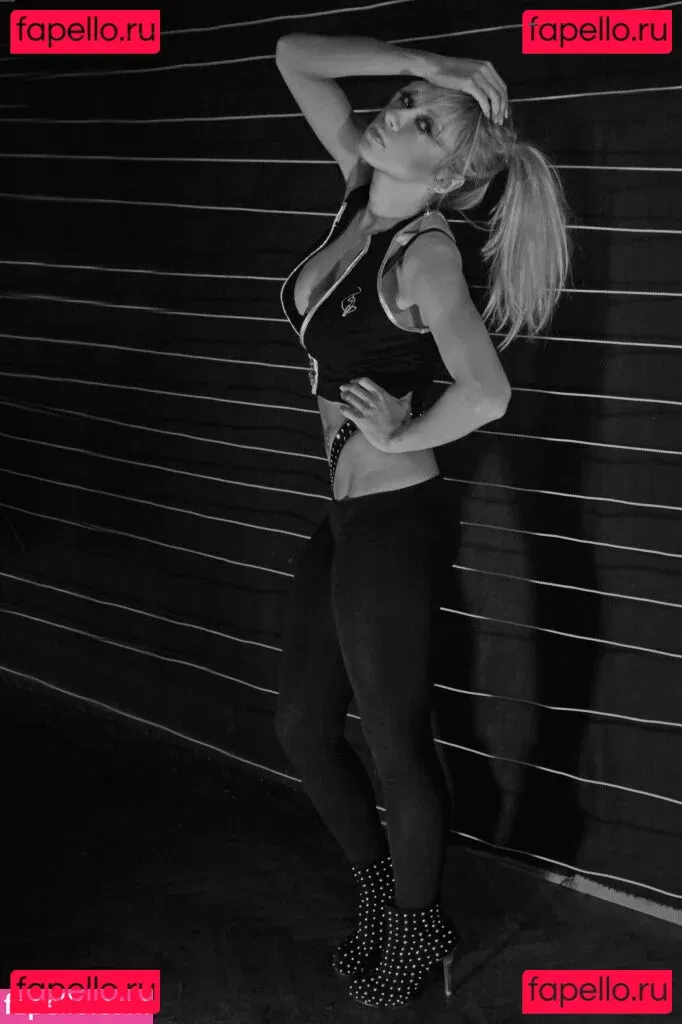 Polina Logunova Onlyfans Photo Gallery 