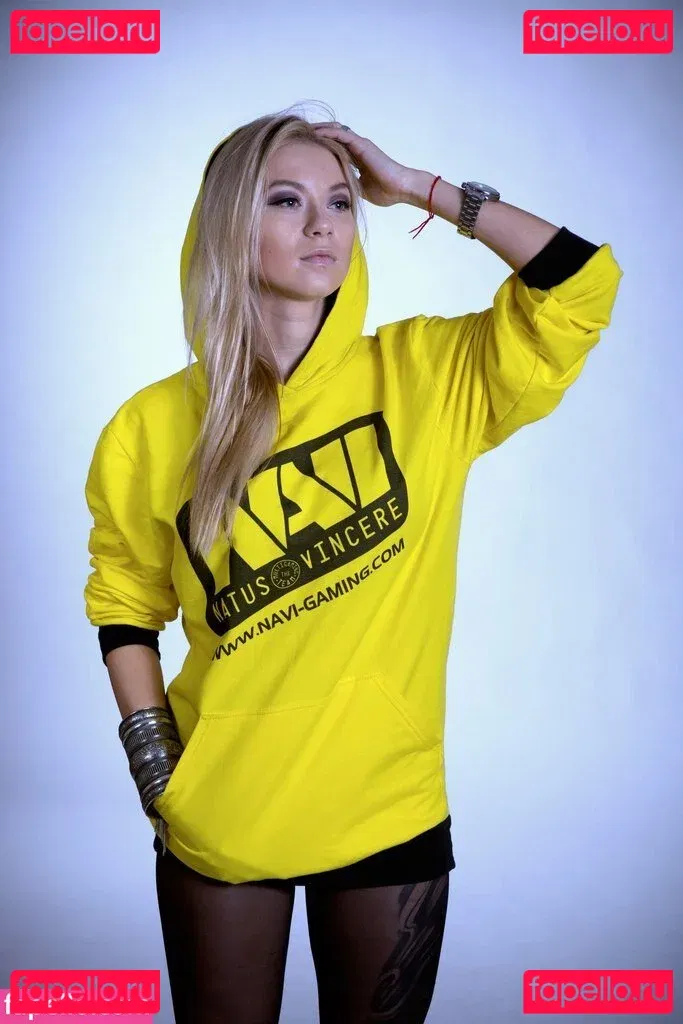 Polina Logunova Onlyfans Photo Gallery 