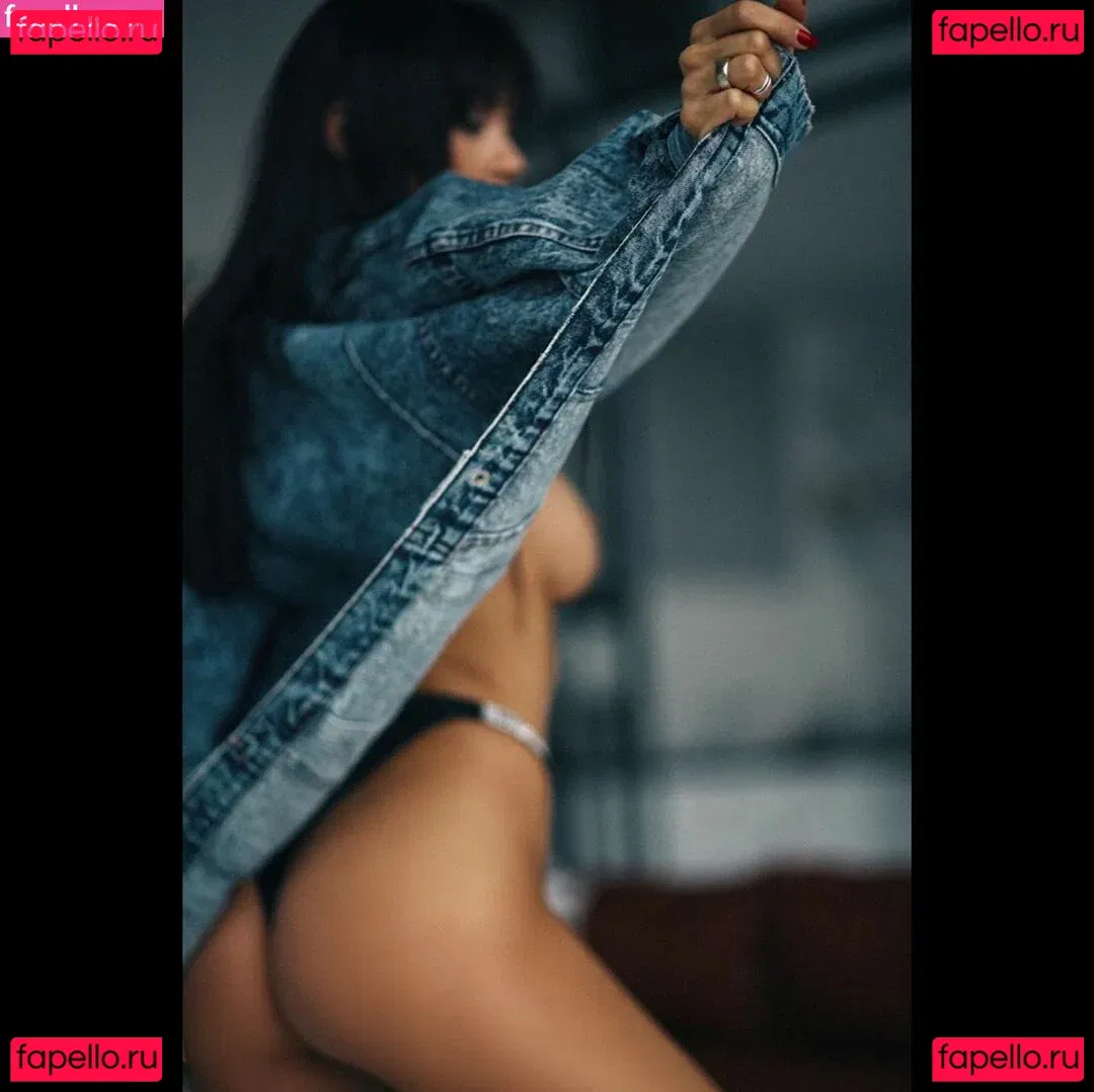 Polina Logunova Onlyfans Photo Gallery 