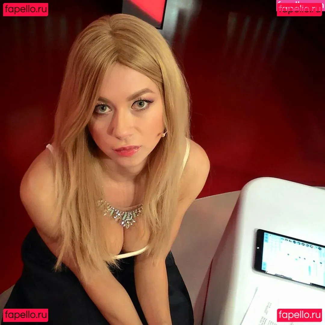 Polina Logunova Onlyfans Photo Gallery 