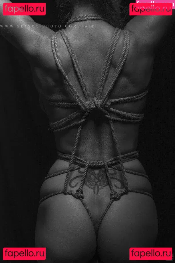 Polina Logunova Onlyfans Photo Gallery 