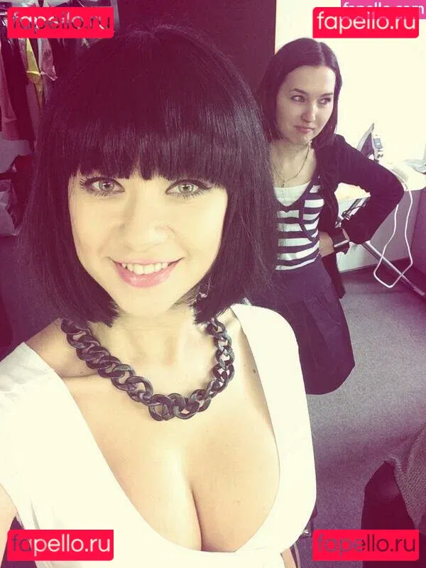 Polina Logunova Onlyfans Photo Gallery 