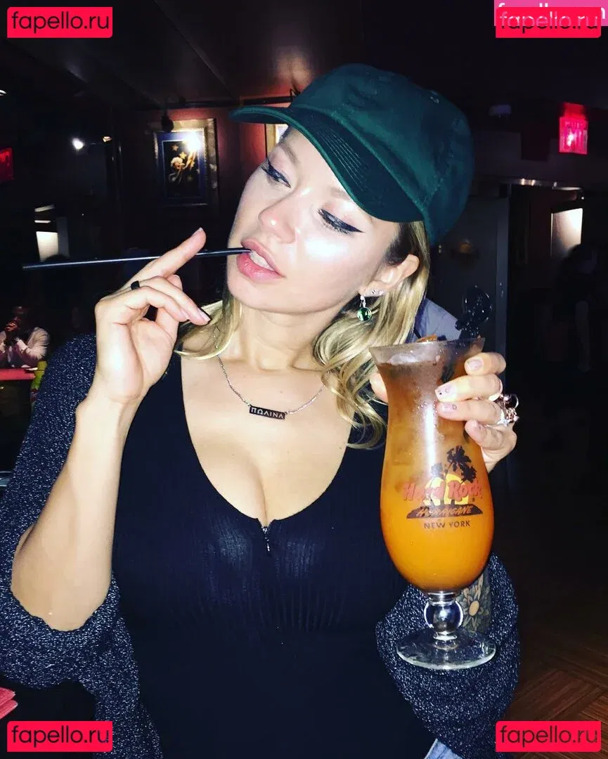 Polina Logunova Onlyfans Photo Gallery 