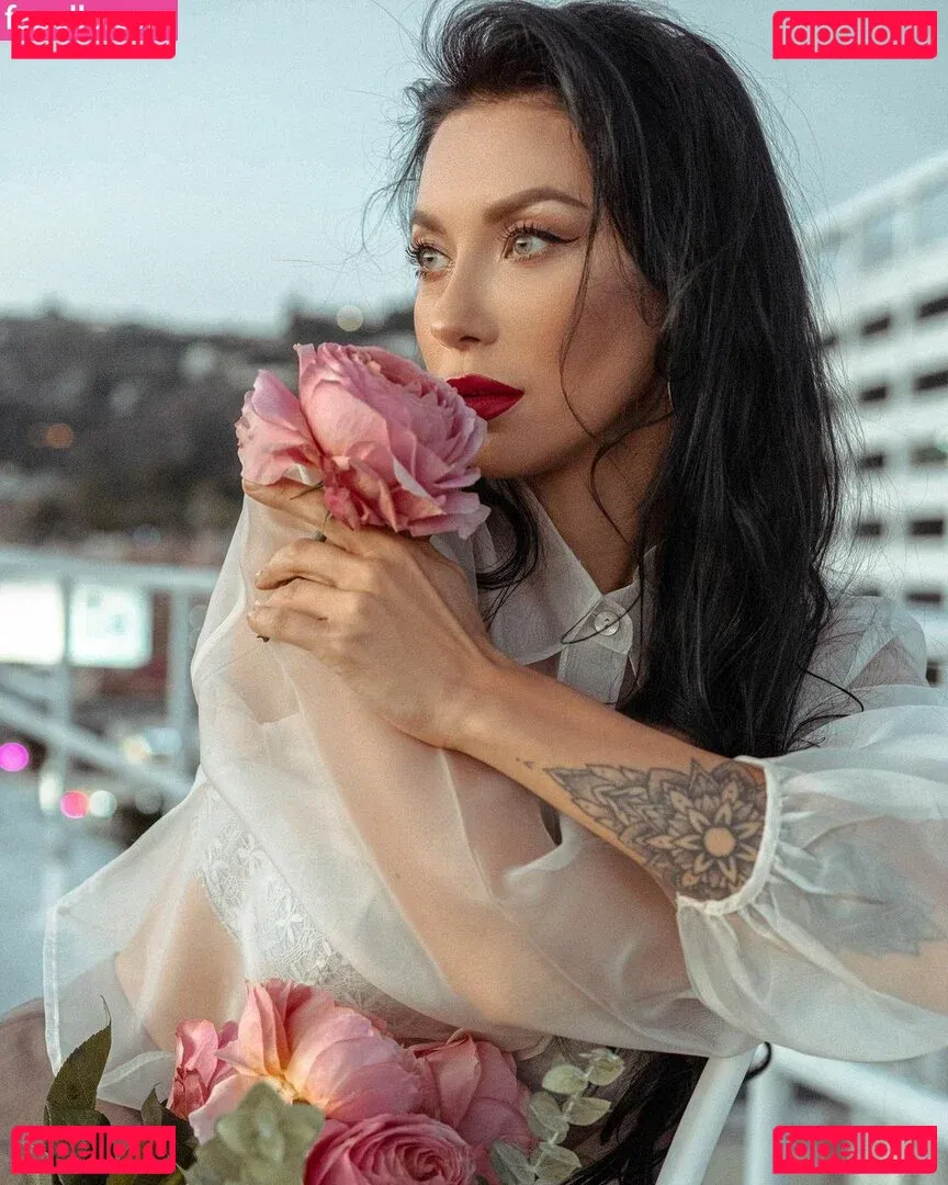 Polina Logunova Onlyfans Photo Gallery 