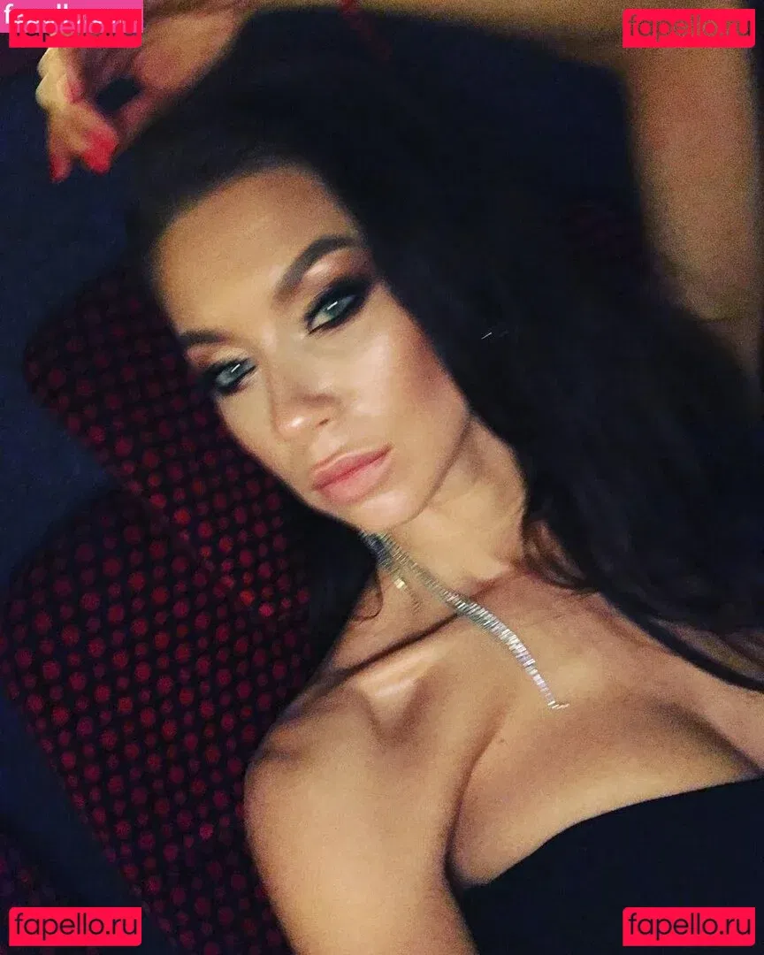 Polina Logunova Onlyfans Photo Gallery 