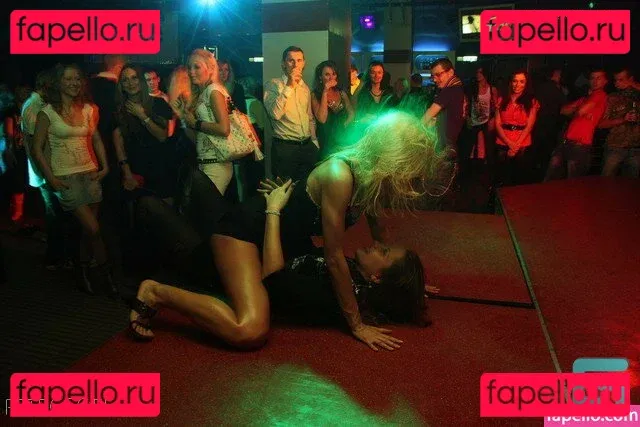 Polina Logunova Onlyfans Photo Gallery 