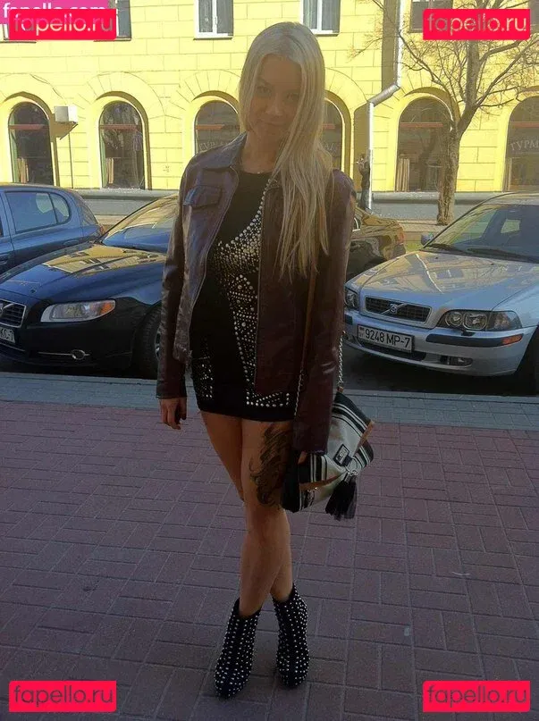 Polina Logunova Onlyfans Photo Gallery 