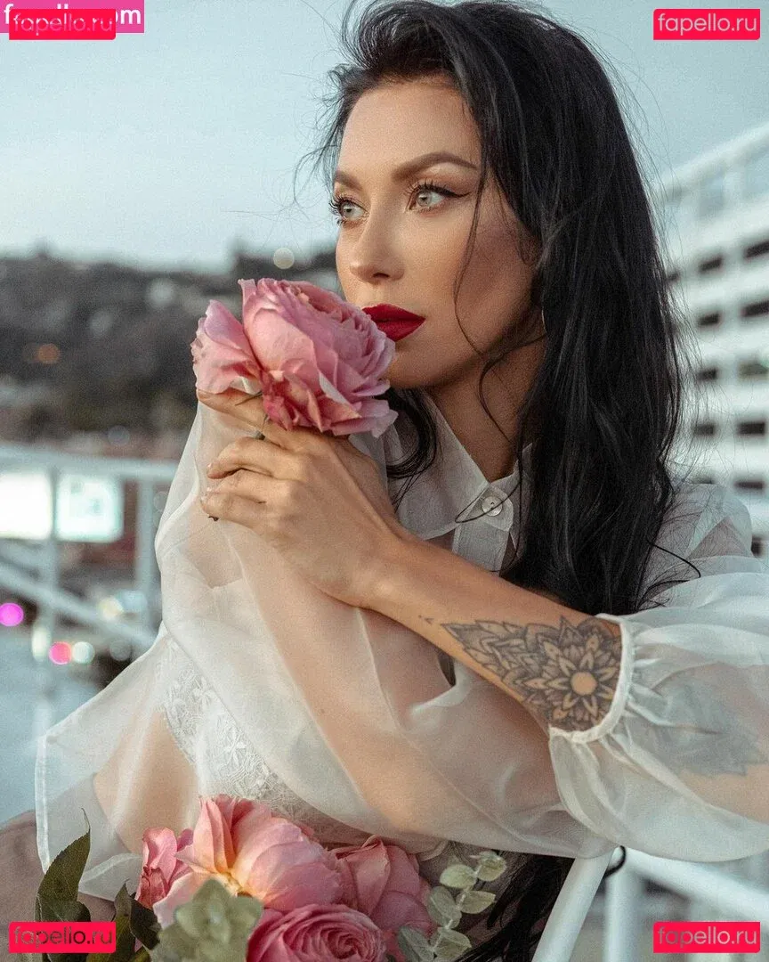 Polina Logunova Onlyfans Photo Gallery 