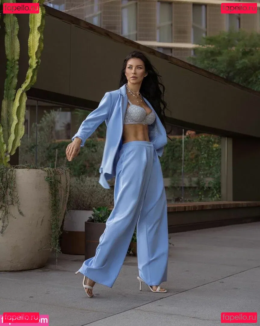 Polina Logunova Onlyfans Photo Gallery 