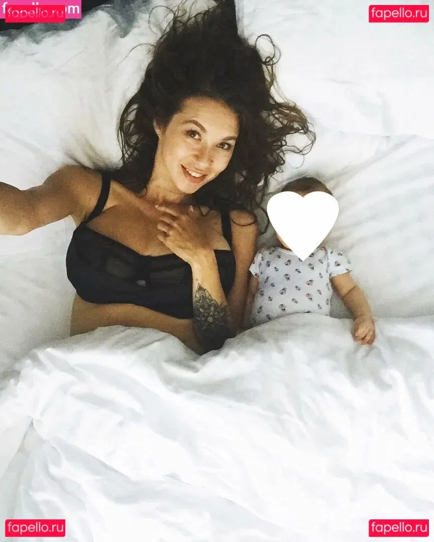 Polina Logunova Onlyfans Photo Gallery 