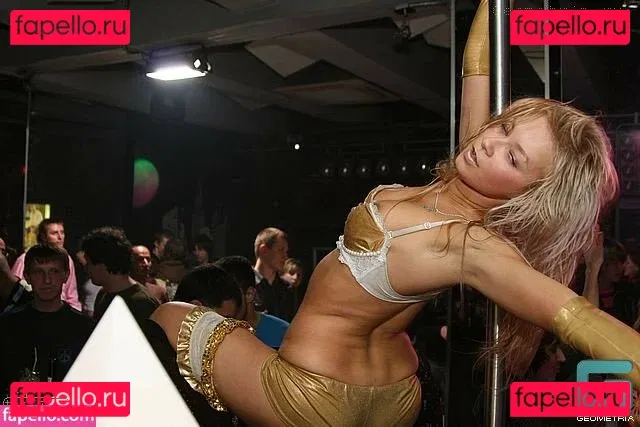 Polina Logunova Onlyfans Photo Gallery 